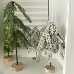 Snowy Pine Holiday Decor Set